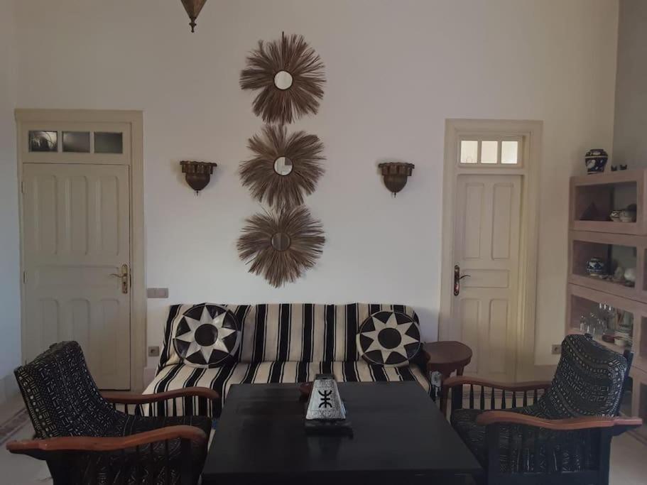 Western Apartment