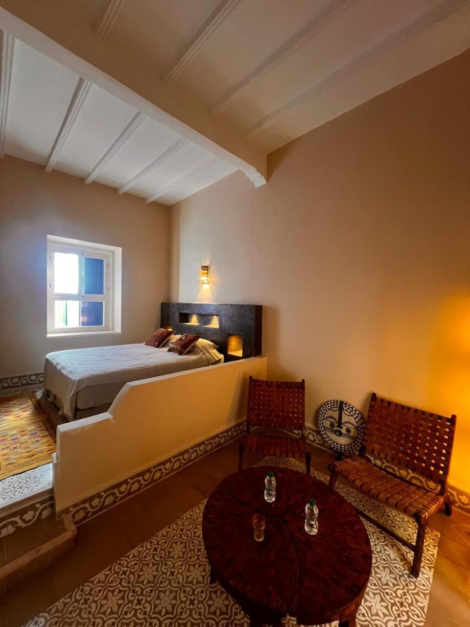 Apartment Western